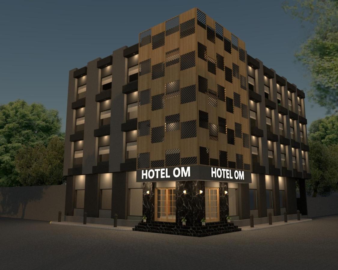 Hotel Om Somnath Bagian luar foto